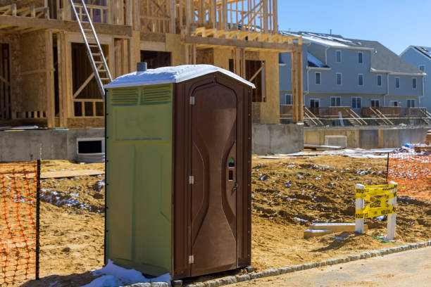 Affordable portable toilet rental in Miami, AZ